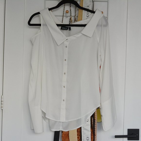 ONLY White Chiffon Cut Out Blouse - Picture 2 of 9